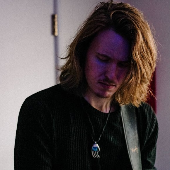 Meet your Posher, Gus - Picture 1 of 1